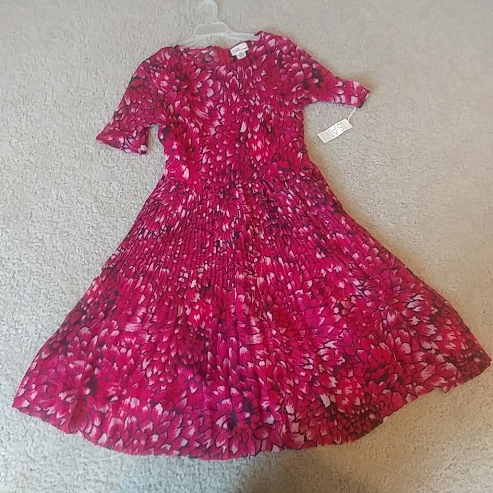 Floral print, pleated midi dress